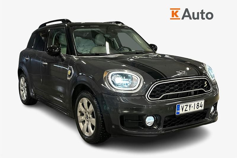 Käytetty Mini Cooper Countryman 136 HP (100 kW) 2018 Met. harmaa Katumaasturi
