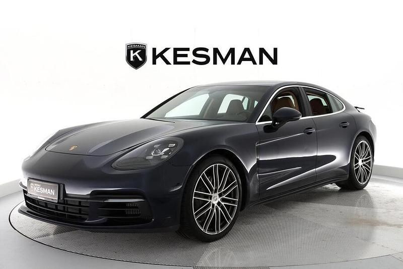 Käytetty Porsche Panamera 4S 422 HP (310 kW) 2017 Sedan