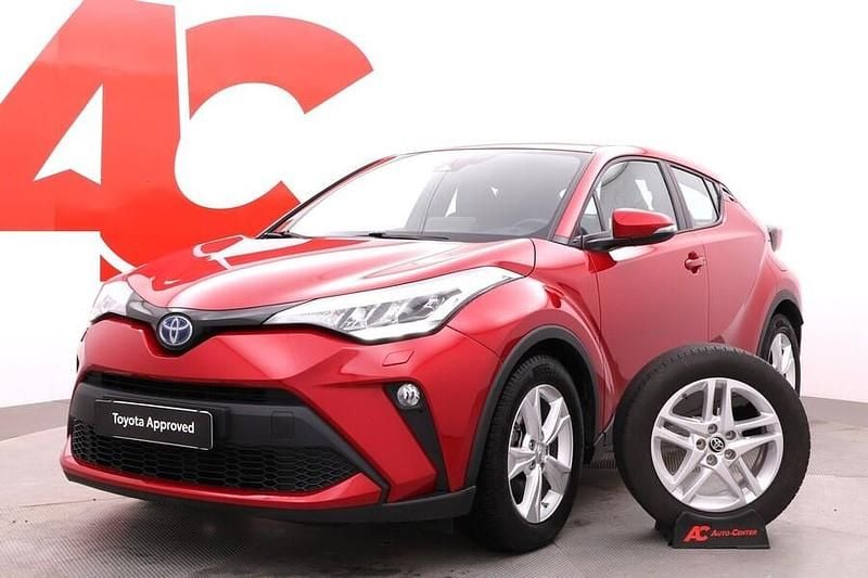 Käytetty Toyota C-HR Active 122 HP (89 kW) 2022 Punainen Katumaasturi