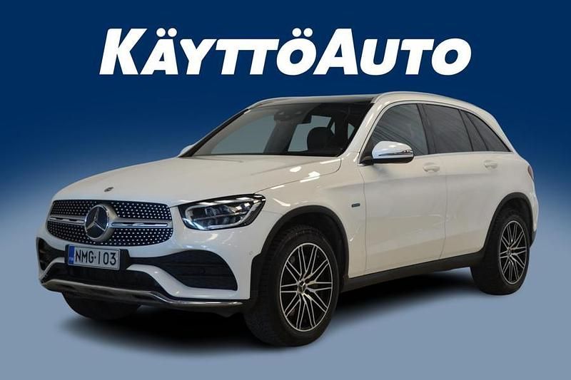 Valkoinen Käytetty 2020 Mercedes GLC300e AMG Katumaasturi | 27 300 € (Hieman kallis) - Kuva 1/4