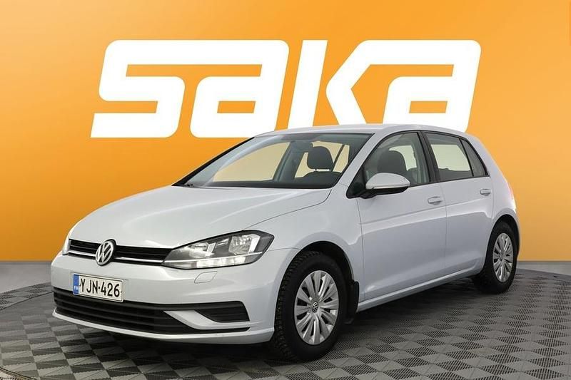 Käytetty VW Golf VII Trendline 86 HP (63 kW) 2017 Viistoperä