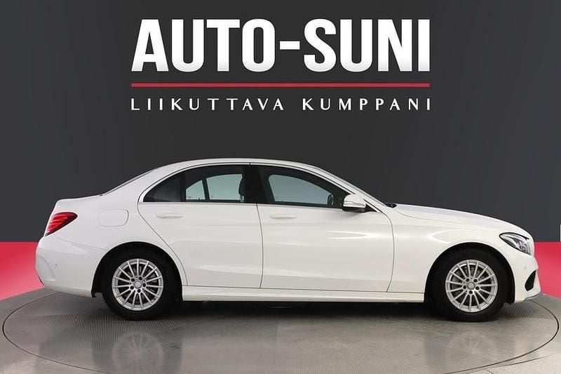 Käytetty Mercedes A200 Premium 184 HP (135 kW) 2015 Valkoinen Sedan