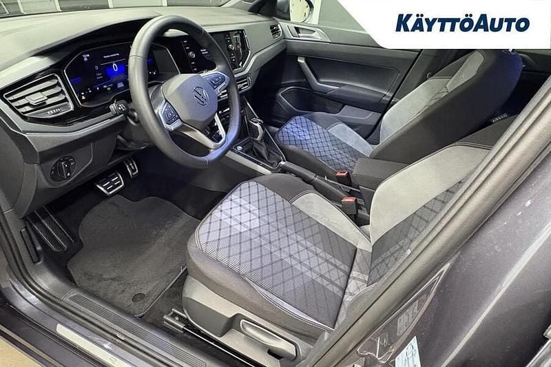 Käytetty VW Taigo R-line Edition 150 HP (110 kW) 2024 Harmaa Katumaasturi