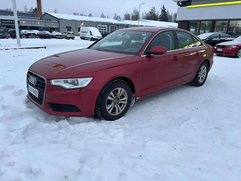 Käytetty Audi A6 204 HP (150 kW) 2011 Punainen Sedan