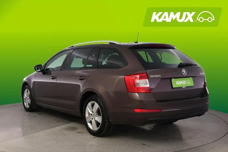 Käytetty Skoda Octavia Elegance 150 HP (110 kW) 2015 Viistoperä