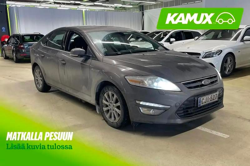 Käytetty Ford Mondeo Ambiente 140 HP (102 kW) 2014 Ruskea Viistoperä