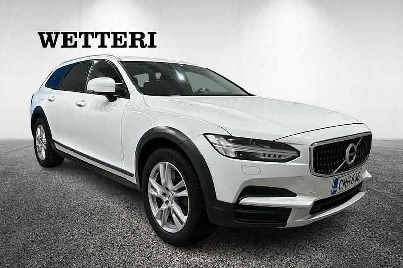 Käytetty Volvo V90 CC Business Edition 235 HP (172 kW) 2019 Valkoinen Farmari