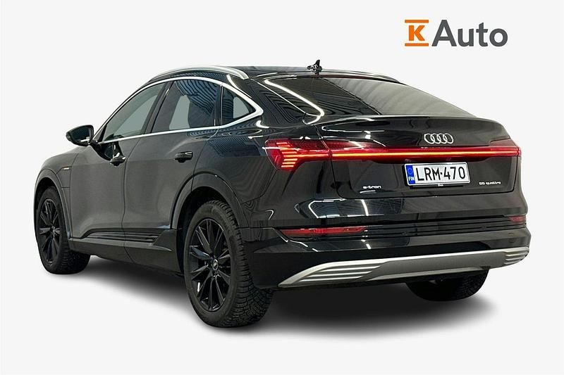 Käytetty Audi e-tron Sportback 300 kW (408 HP) 2022 Musta Katumaasturi