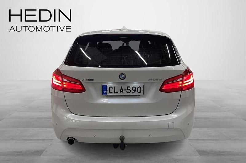 Käytetty BMW 218 Active Tourer 150 HP (110 kW) 2018 Valkoinen Tila-auto