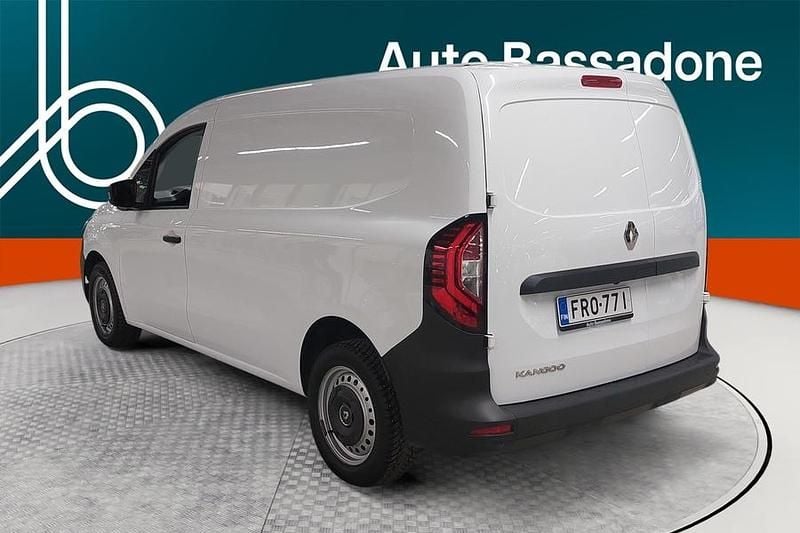 Käytetty Renault Kangoo 95 HP (69 kW) 2023 Van