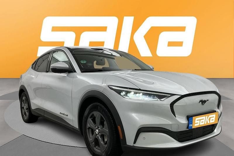 Käytetty Ford Mustang Mach-E Premium 216 kW (294 HP) 2022 Katumaasturi