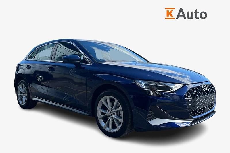 Sininen Uusi 2025 Audi A3 Sportback e-tron Viistoperä | 49 769 € (Kallis) - Kuva 1/4