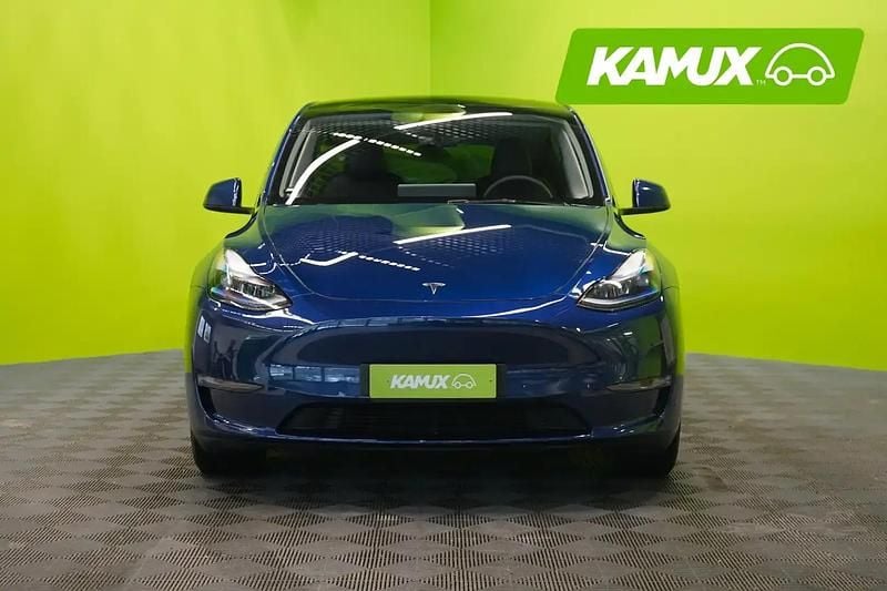Käytetty Tesla Model Y 258 kW (351 HP) 2022 Sininen Katumaasturi