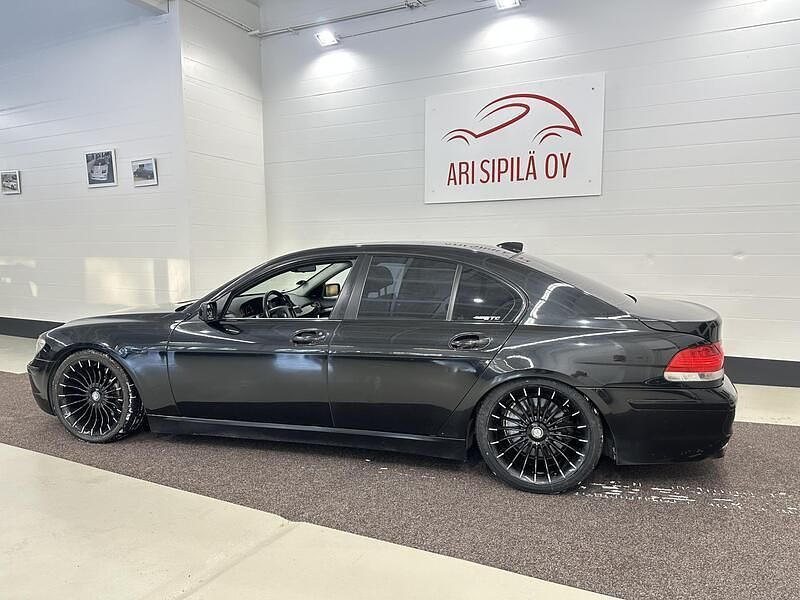 Musta Käytetty 2007 BMW 730 Sedan | 8 800 € - Kuva 1/4