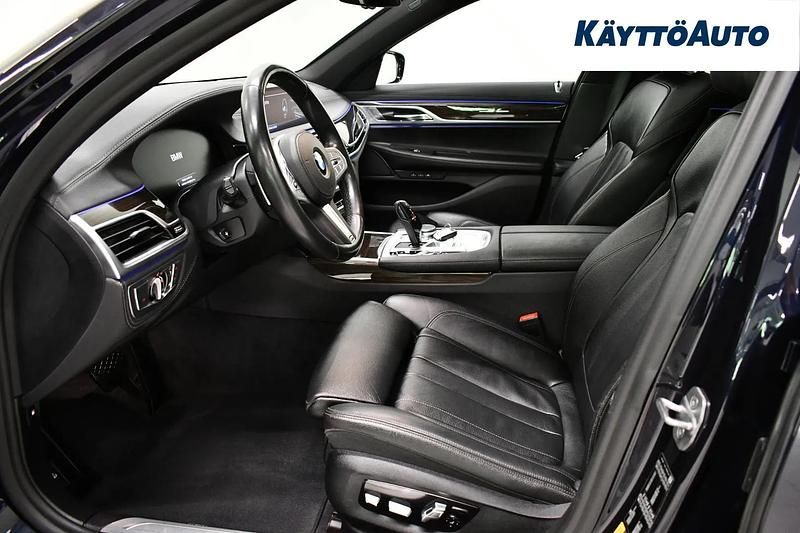 Käytetty BMW 745e Comfort Edition 286 HP (210 kW) 2019 Sininen Sedan