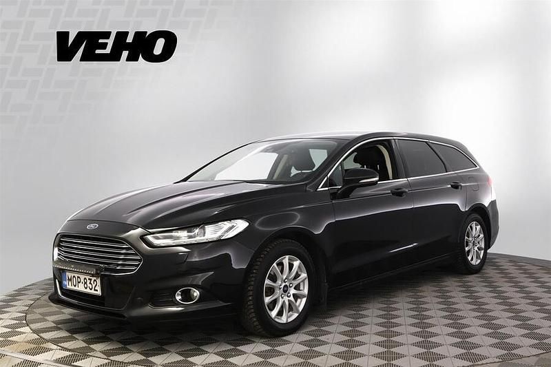 Käytetty Ford Mondeo Business Edition 180 HP (132 kW) 2016 Musta Farmari