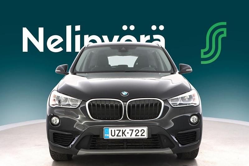 Käytetty BMW X1 Comfort Edition 150 HP (110 kW) 2016 Musta Katumaasturi