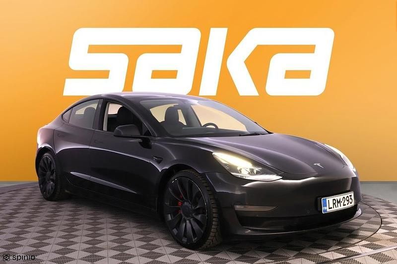 Käytetty 2022 Tesla Model 3 Performance Sedan | 23 900 € (Hyvä tarjous) - Kuva 1/3