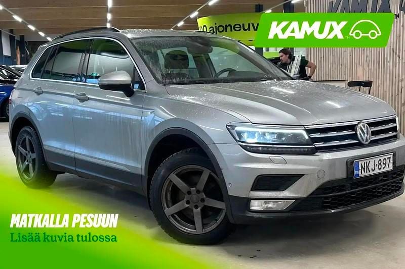 Käytetty VW Tiguan Comfortline 150 HP (110 kW) 2016 Hopea / harmaa Katumaasturi