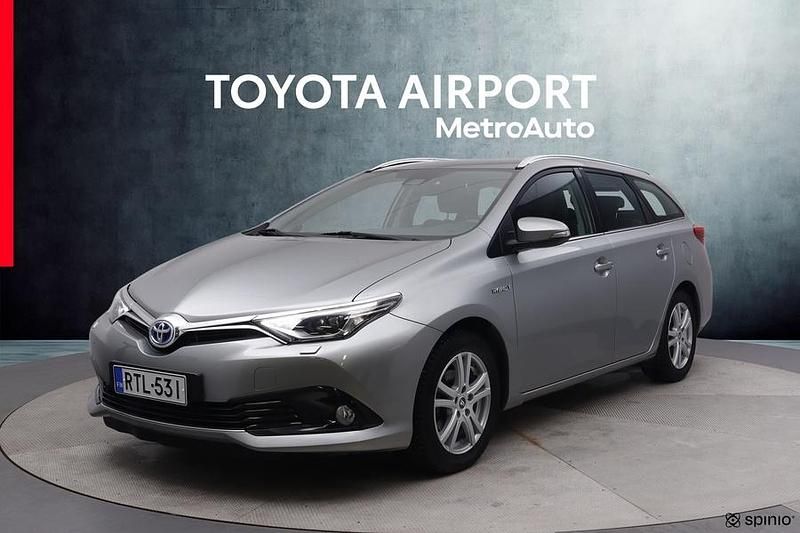 Harmaa Käytetty 2017 Toyota Auris Touring Sports Active Farmari | 17 590 € (Perustarjous) - Kuva 1/4