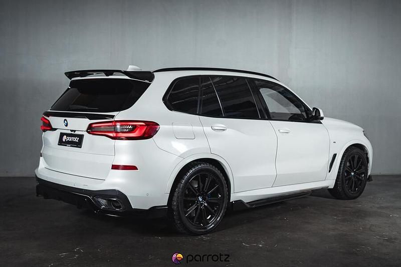 Käytetty BMW X5 Comfort Edition 286 HP (210 kW) 2020 Katumaasturi
