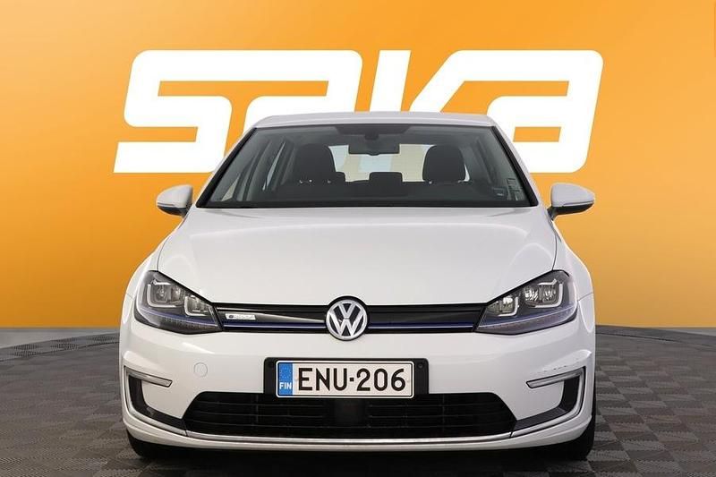 Käytetty VW e-Golf 85 kW (116 HP) 2016 Viistoperä
