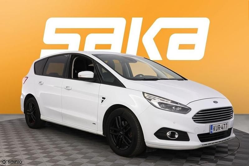 Käytetty Ford S-MAX Titanium 190 HP (139 kW) 2019 Tila-auto