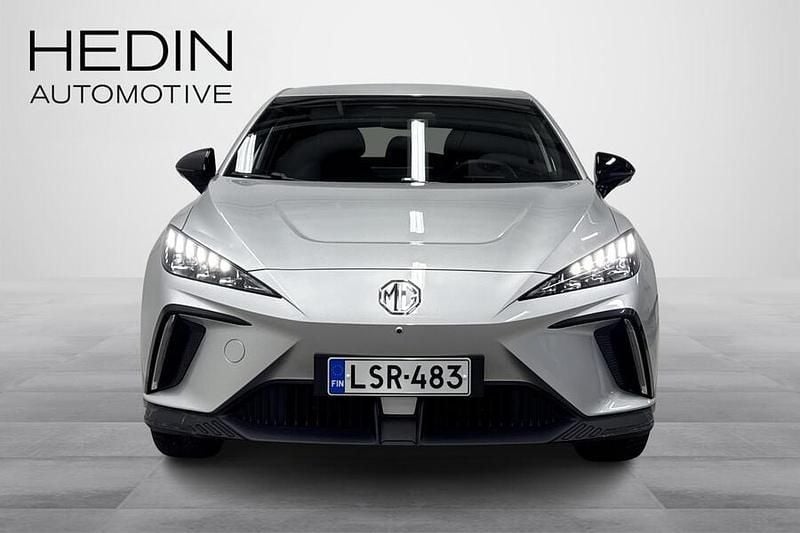 Käytetty MG MG4 EV Luxury 150 kW (204 HP) 2025 Harmaa Viistoperä