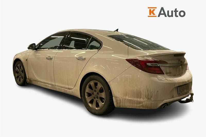 Käytetty Opel Insignia Sport 136 HP (100 kW) 2016 Valkoinen Viistoperä