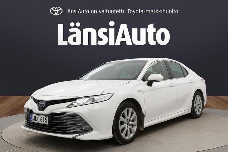 Käytetty Toyota Camry Business Edition 218 HP (160 kW) 2020 Sedan