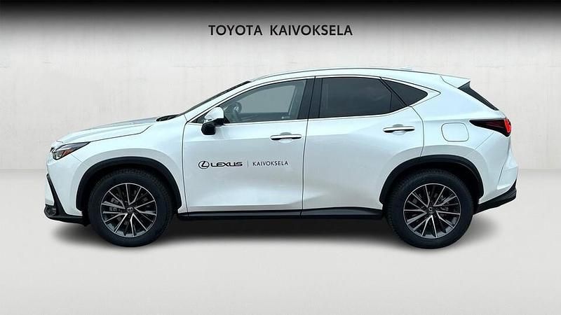 Käytetty Lexus NX450h+ Executive Line 306 HP (225 kW) 2025 Valkoinen Katumaasturi