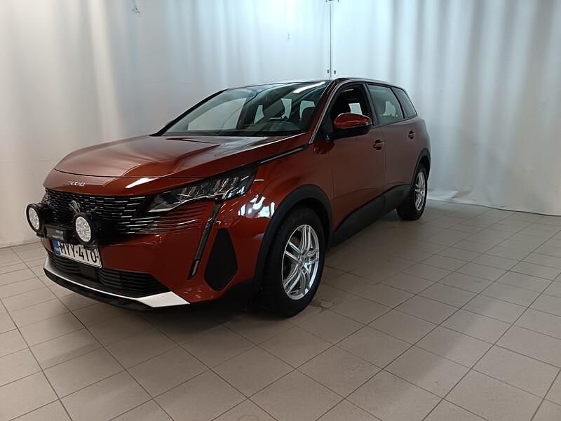 Ruskea Käytetty 2021 Peugeot 5008 Active Tila-auto | 25 900 € (Hieman kallis) - Kuva 1/4