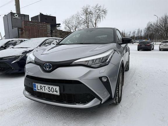 Käytetty Toyota C-HR Edition 121 HP (88 kW) 2022 Hopea Katumaasturi