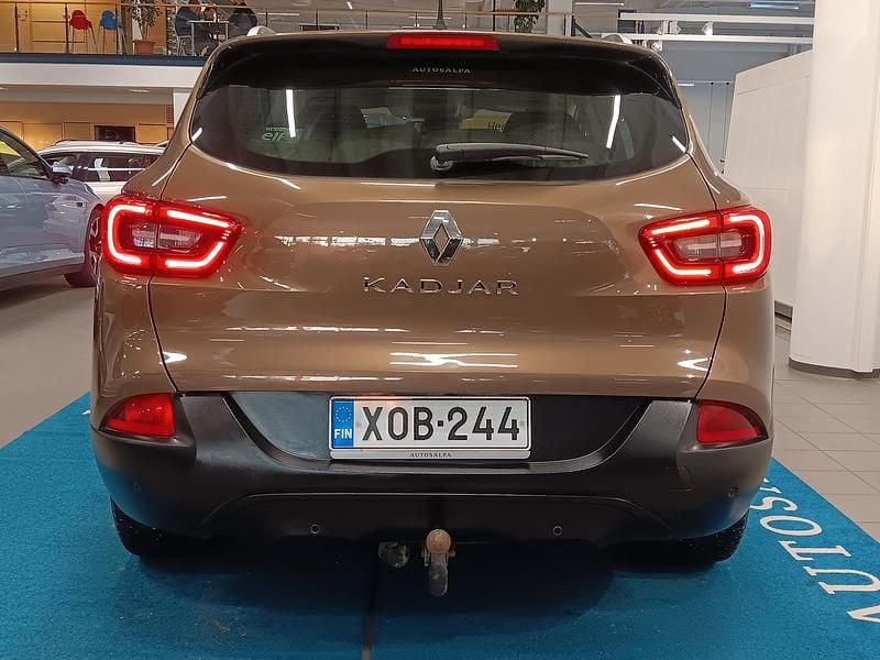 Käytetty Renault Kadjar LIMITED 131 HP (96 kW) 2017 Kupari Katumaasturi