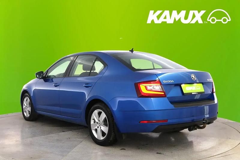 Käytetty Skoda Octavia Ambition 245 HP (180 kW) 2013 Sininen Sedan
