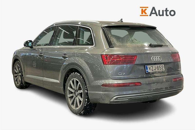 Käytetty Audi Q7 Business 258 HP (189 kW) 2018 Met. harmaa Katumaasturi
