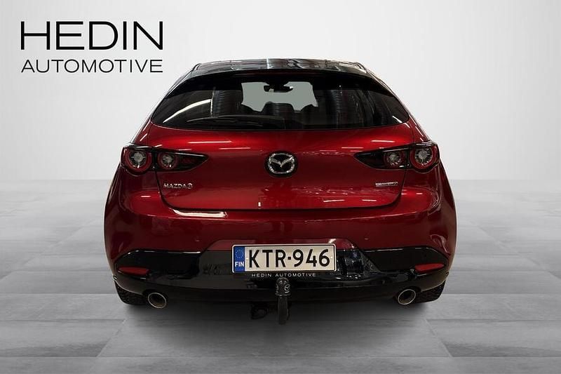 Käytetty Mazda 3 Vision 186 HP (136 kW) 2022 Punainen Viistoperä