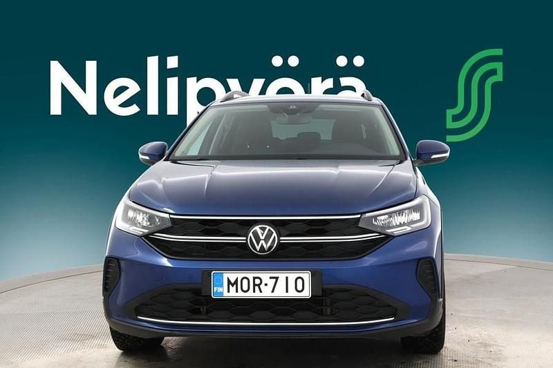 Käytetty VW Taigo Business 110 HP (80 kW) 2023 Sininen Katumaasturi