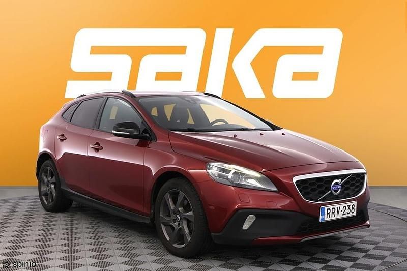 Käytetty 2015 Volvo V40 Summum Viistoperä | 13 500 € (Hyvä tarjous) - Kuva 1/3