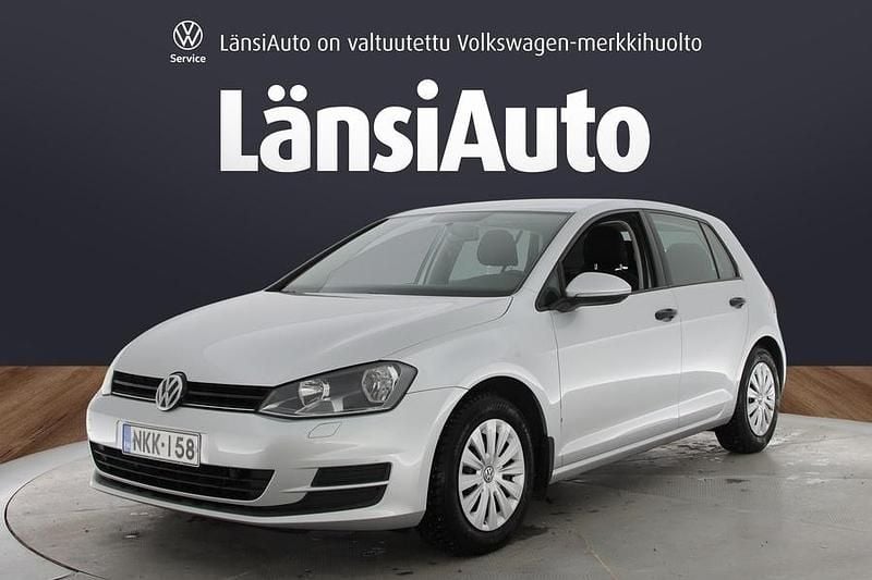 Käytetty VW Golf VII Trendline 86 HP (63 kW) 2016 Viistoperä