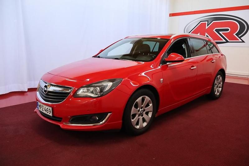 Käytetty Opel Insignia Sport 170 HP (125 kW) 2016 Farmari