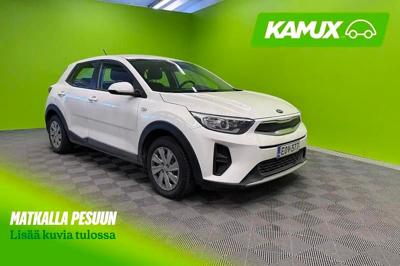 Käytetty Kia Stonic LX 83 HP (61 kW) 2018 Valkoinen Katumaasturi