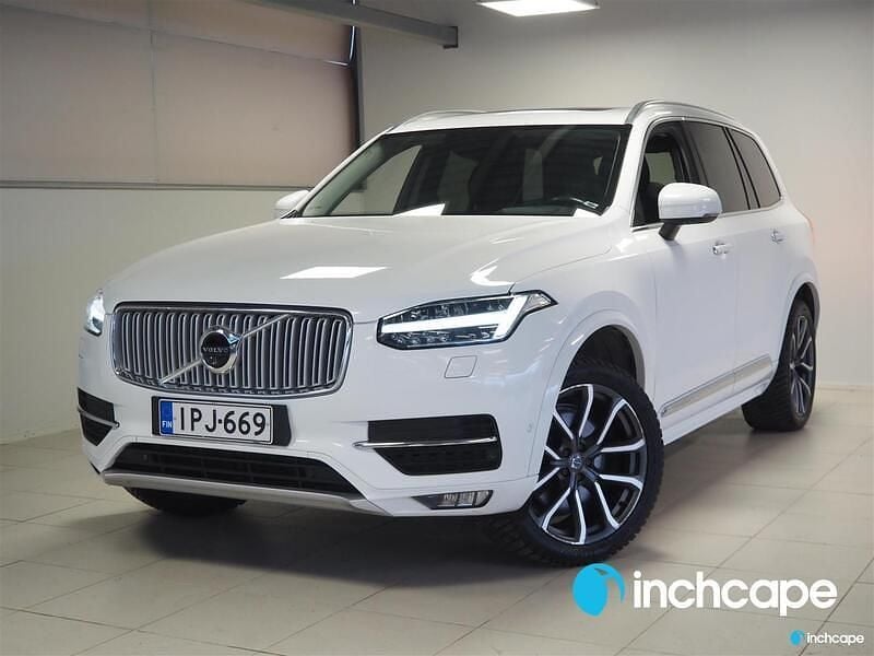 Käytetty Volvo XC90 Inscription 224 HP (164 kW) 2016 Katumaasturi