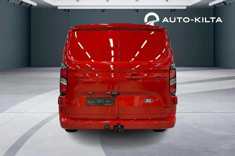 Uusi Ford Transit Custom Limited 2026 Punainen Van