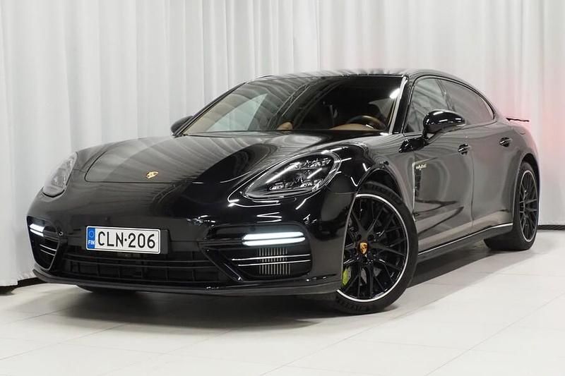 Käytetty Porsche Panamera Turbo S Sport 2018 Sedan