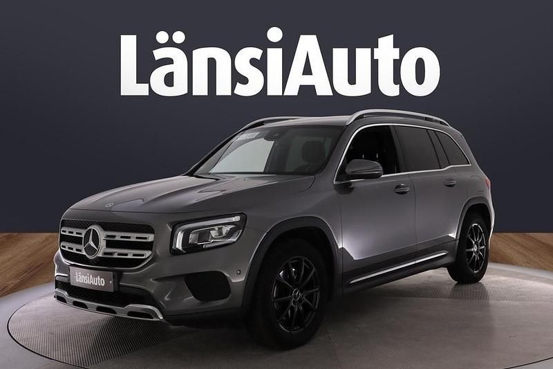 Käytetty 2022 Mercedes GLB220 Business Katumaasturi | 29 380 € - Kuva 1/1