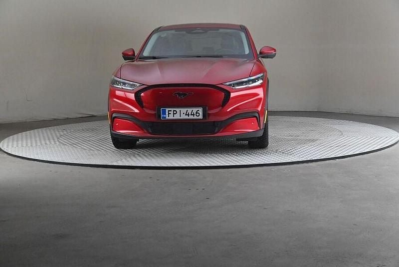 Käytetty Ford Mustang Mach-E 216 kW (294 HP) 2022 Katumaasturi