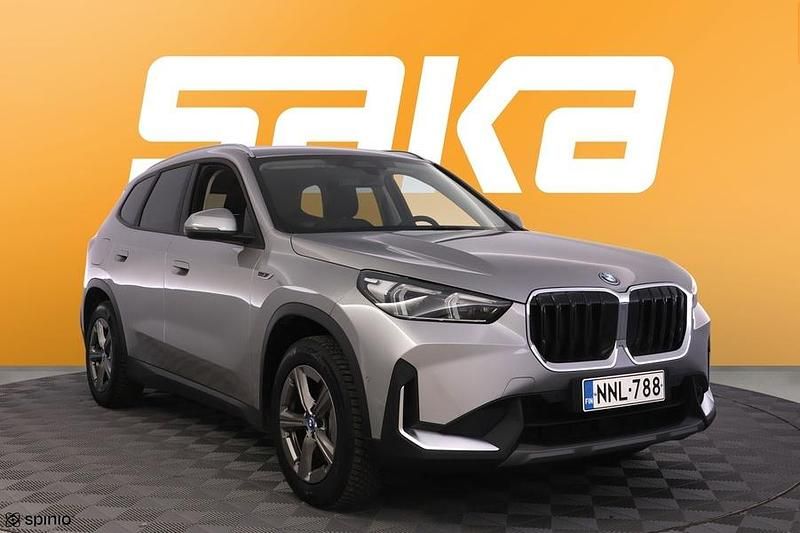 Käytetty 2023 BMW X1 Comfort Edition Katumaasturi | 36 800 € - Kuva 1/3