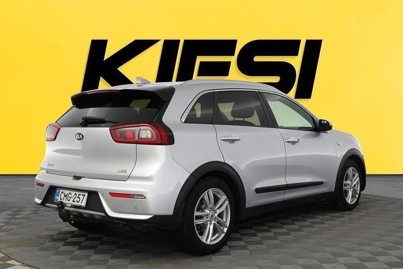 Käytetty Kia Niro LX 105 HP (77 kW) 2017 Katumaasturi