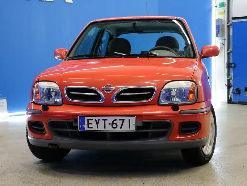 Käytetty Nissan Micra Comfort 2001 Viistoperä